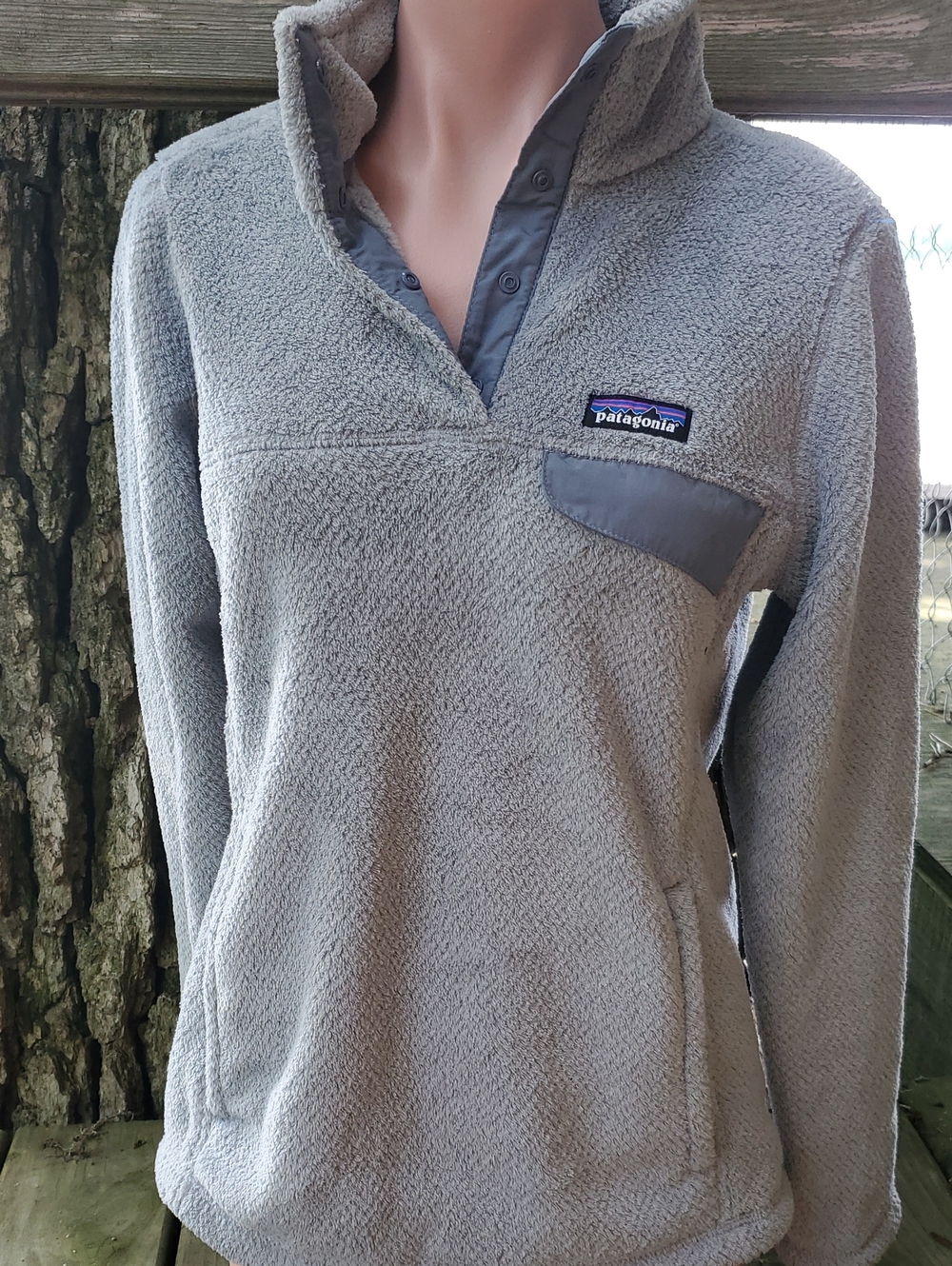 Patagonia Women's Light Gray Cowl Snap Fleece Pullover